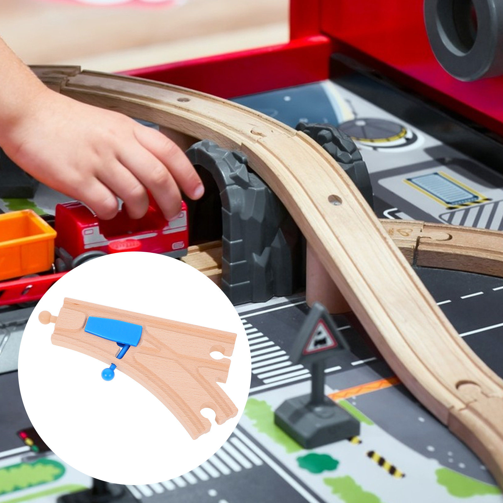 Toy Train Track Set - 木製の鉄道模型セット。子供向けの組み立て式おもちゃで、創造的なレイアウト遊びを通して記憶力と器用さを養う。